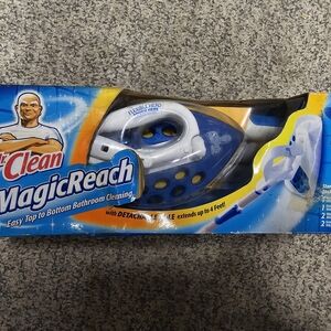 MagicReach Bathroom Cleaning Tool - Blue and White